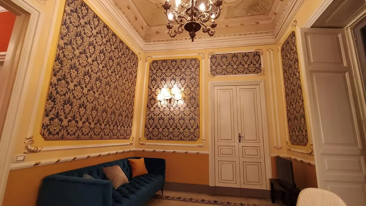 B&B Palazzo Arcidiacono - Central Prestigious Flat Catania Bed & Breakfast